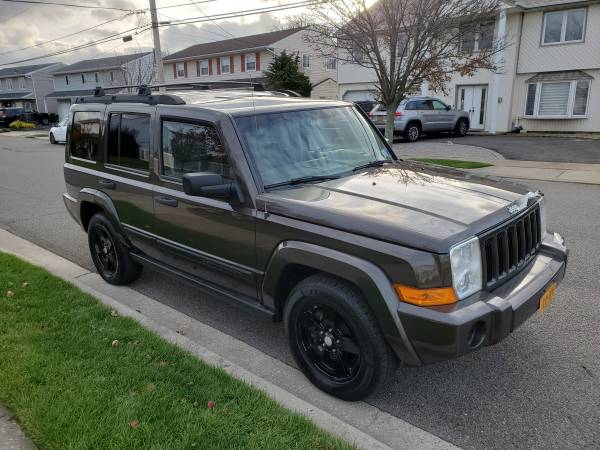 2006 JEEP COMMANDER - cars & trucks - by owner - vehicle automotive... for sale in Oceanside, NY – photo 3