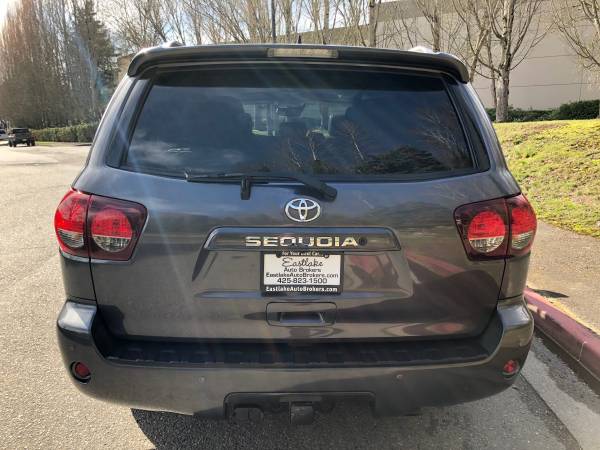 2018 Toyota Sequoia SR5 4WD - 5 7L V8, Leather, Third Row, Loaded for sale in Kirkland, WA – photo 6