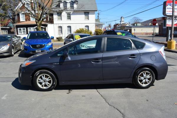 2010 Toyota Prius III - - by dealer - vehicle for sale in Ellenville, NJ – photo 2