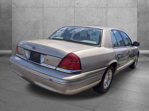 1999 Ford Crown Victoria LX SKU: XX220884 Sedan - - by for sale in Memphis, TN – photo 15
