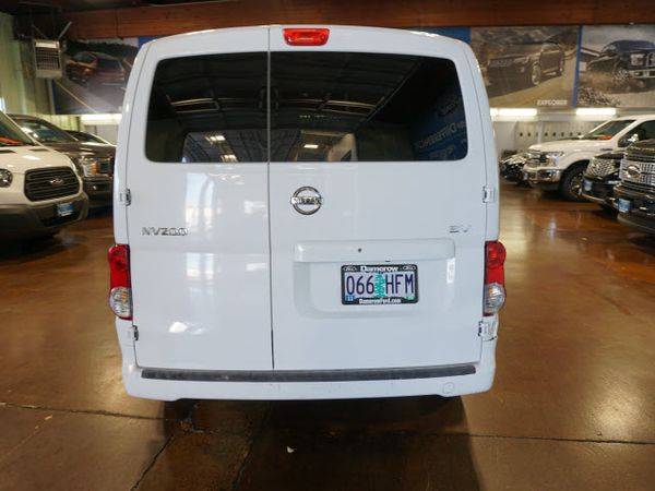 2014 Nissan NV200 SV **100% Financing Approval is our goal** for sale in Beaverton, OR – photo 4