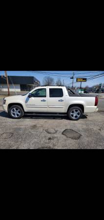 Chevy Avalanche LTZ 2008 5 3 for sale in Commack, NY – photo 4