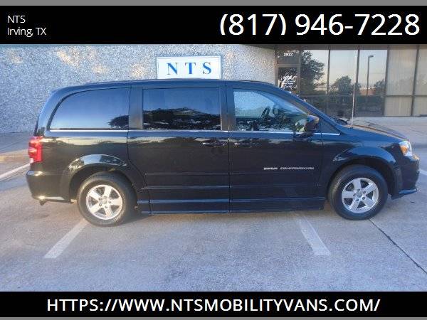 12 DODGE GRAND CARAVAN HANDICAPPED WHEELCHAIR MOBILITY MANUAL RAMP VAN for sale in Irving, MS – photo 2