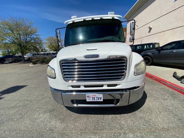 2007 Freightliner Sport Chassis M2 106 Business - - by for sale in Perris, CA – photo 17