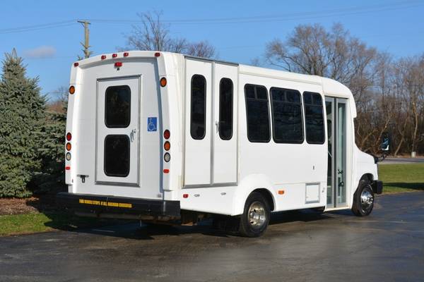 2016 Ford E-450 14 Passenger Paratransit Shuttle Bus - cars & trucks... for sale in Crystal Lake, IL – photo 8