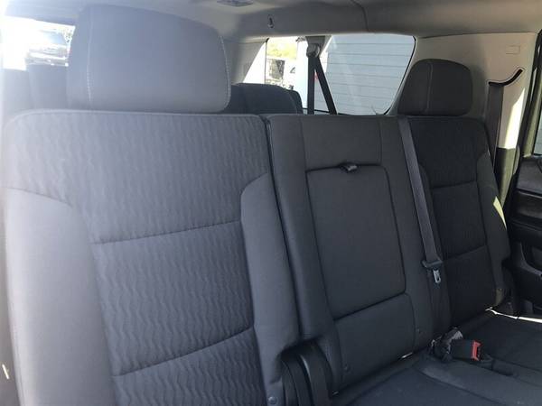 2015 Chevrolet Suburban 4x4 4WD Chevy LS 1500 SUV for sale in Bellingham, WA – photo 12