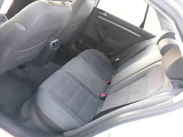 Volkswagen Jetta 2005,5speed stick 5cyl,1owner,new stickers,runs... for sale in Folcroft, PA – photo 23