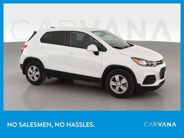 2020 Chevy Chevrolet Trax LS Sport Utility 4D hatchback White for sale in Arlington, TX – photo 11