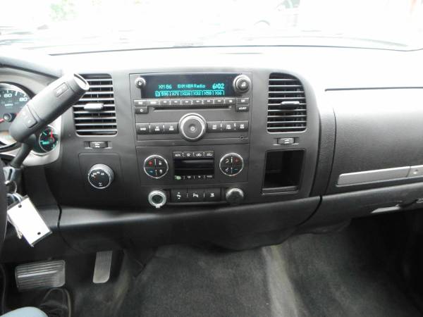 ★★★ 2011 Chevrolet Silverado LT 4x4 Z71 / $1300 DOWN! ★★★ - cars &... for sale in Grand Forks, ND – photo 9