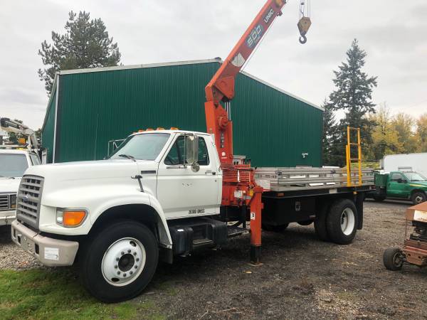 1995 Ford F800 With Crane for sale in Portland, OR – photo 3