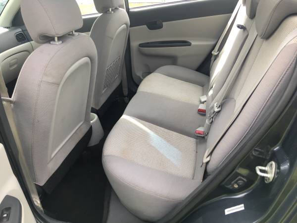 2009 HYUNDAI ACCENT for sale in Three Rivers, IN – photo 7