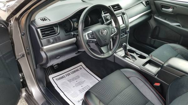 2015 Toyota Camry SE - Extra Nice! for sale in Lincoln, NE – photo 9