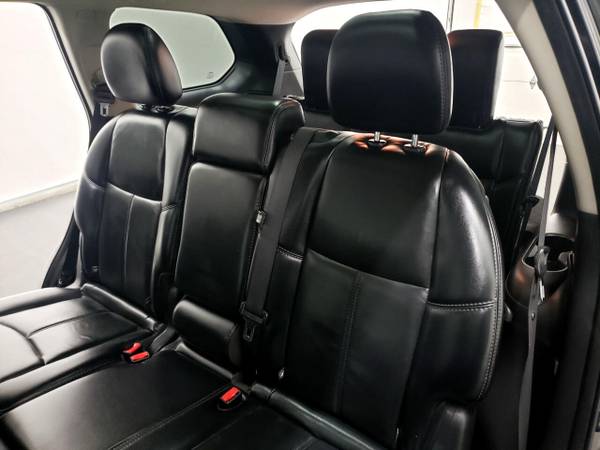 2017 Nissan Pathfinder 4x4 SL - - by dealer for sale in WAUKEGAN, IL – photo 9