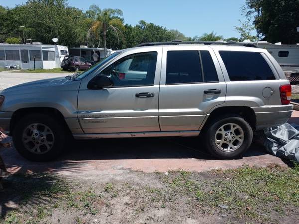 2000 Jeep Grand Cherokee for Sale for sale in Kissimmee, FL – photo 2