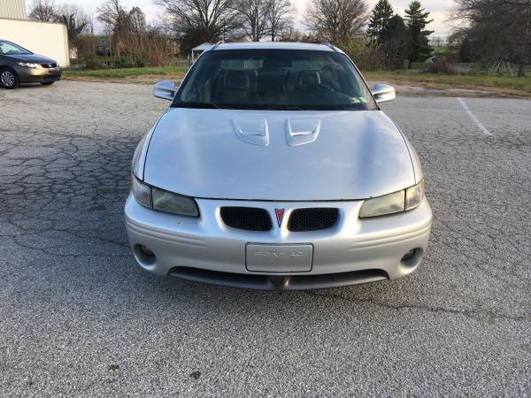 2001 PONTIAC GRAND PRIX GT - cars & trucks - by owner - vehicle... for sale in York, PA – photo 2