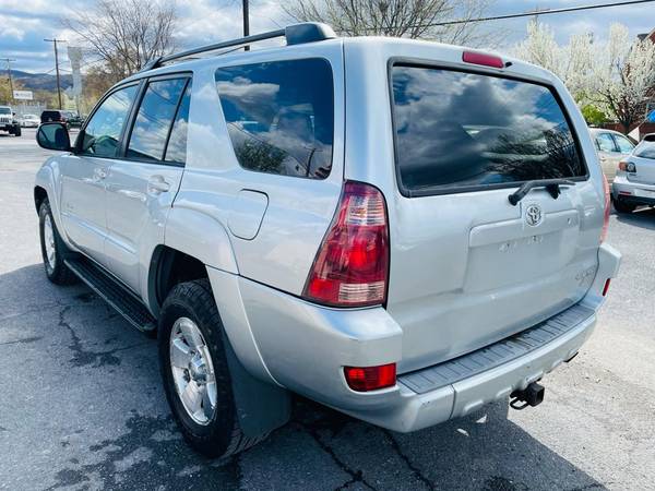 2005 Toyota 4Runner Automatic 4x4 Low Mileage Excellent Condition for sale in Front Royal, VA – photo 8
