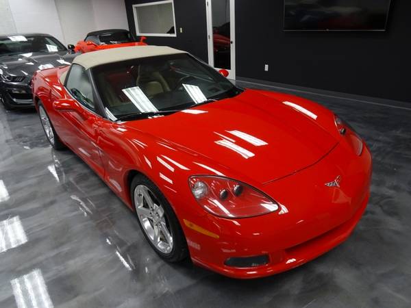 2005 Chevrolet Corvette Convertible *Only 33k* - cars & trucks - by... for sale in Waterloo, IA – photo 2