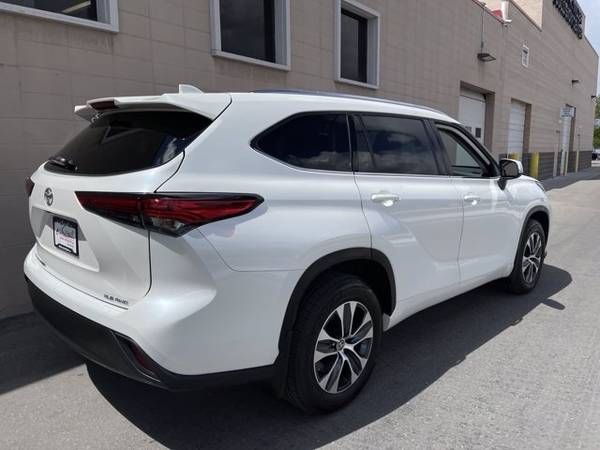 2020 Toyota Highlander Xle Awd Leather! Moon Roof! Factory Warranty! for sale in Boise, ID – photo 3