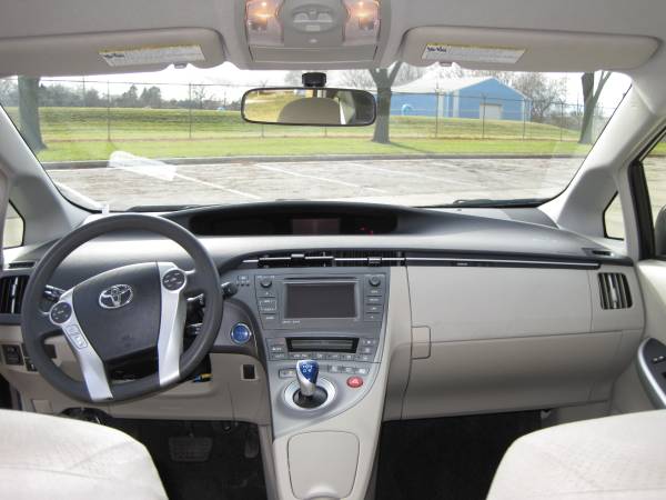 2013 Toyota Prius 1 Owner No Accid, NAV, B/U Cam, 90KMi, Free for sale in West Allis, WI – photo 8