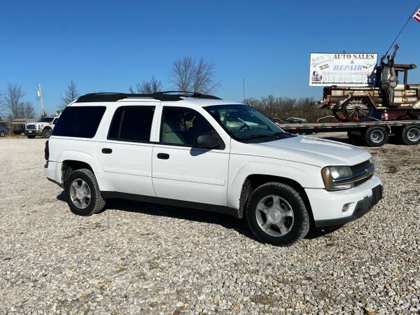 2006 Chevrolet TrailBlazer EXT RWD - - by dealer for sale in New Bloomfield, MO – photo 6