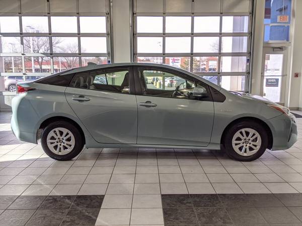 2016 Toyota Prius Two SKU:G3500301 Hatchback - cars & trucks - by... for sale in Libertyville, IL – photo 5