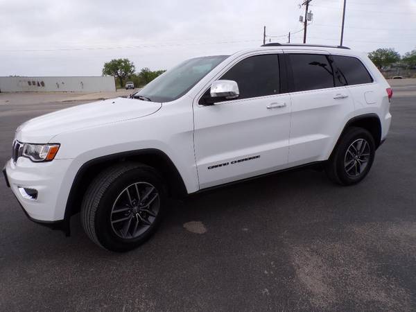 2018 Jeep Grand Cherokee Limited - - by dealer for sale in Brownwood, TX – photo 3