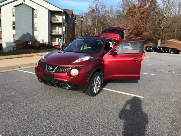 2011 Nissan Juke SL - cars & trucks - by owner - vehicle automotive... for sale in Greenville, SC – photo 2