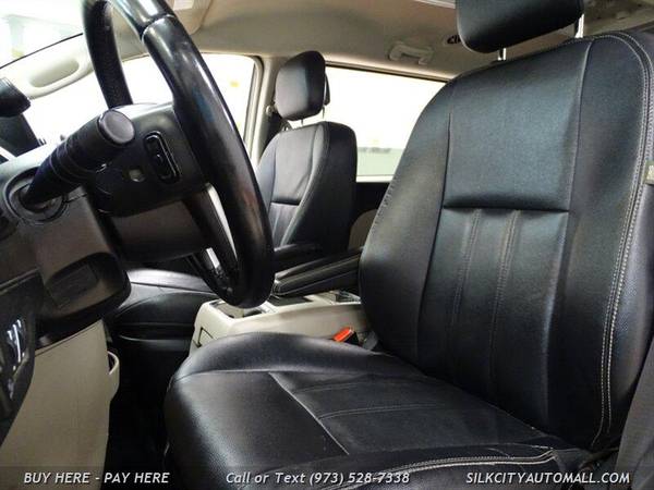 2015 Chrysler Town Country Touring Camera Leather Touring 4dr for sale in Paterson, CT – photo 8