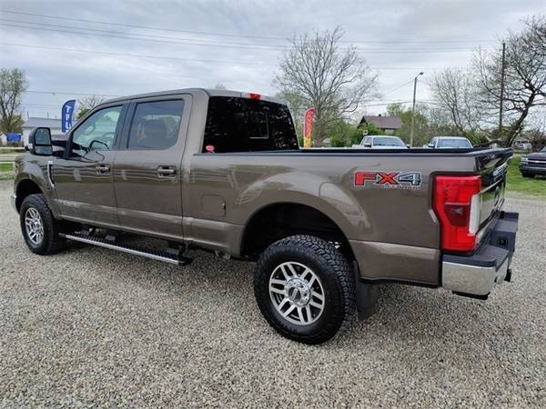 2017 Ford F-250SD Lariat - - by dealer - vehicle for sale in Chillicothe, WV – photo 7