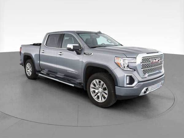 2019 GMC Sierra 1500 Crew Cab Denali Pickup 4D 5 3/4 ft pickup Gray... for sale in Akron, OH – photo 15