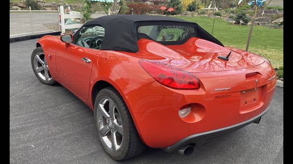 2008 Pontiac Solstice GXP - Low Miles ! for sale in Bronxville, NY – photo 3