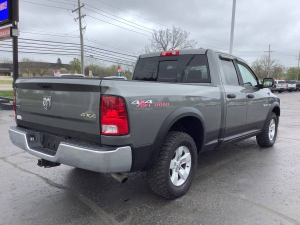 Nice! 2010 Dodge Ram 1500 SLT! 4x4! Crew Cab! Great Price! - cars & for sale in Ortonville, OH – photo 5