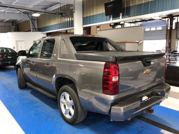 2007 Chevrolet Chevy Avalanche LT 1500 4dr Crew Cab 4WD SB CASH... for sale in Lake Ariel, PA – photo 5