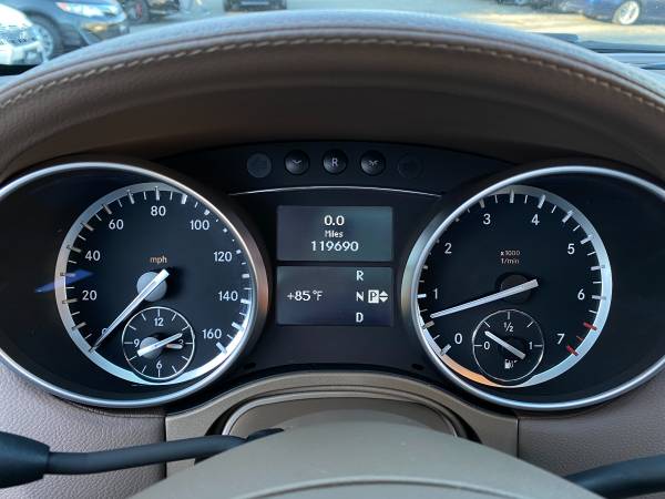 2012 Mercedes-Benz GL450 4MATIC - nav, 3rd row, DVD, 1 owner,... for sale in Middleton, MA – photo 15