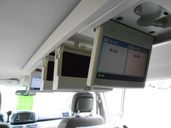 2011 Volkswagen Routan SE 102k Miles Leather 2 DVD Players Rev.... for sale in Seymour, CT – photo 19