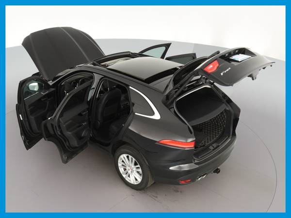 2018 Jag Jaguar FPACE 20d Prestige Sport Utility 4D suv Black for sale in Other, OR – photo 17