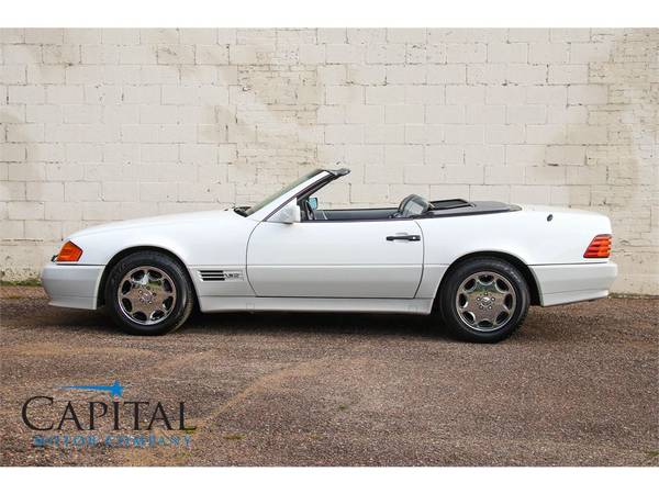This SL600 has a Classic look! Power Soft Top! Get this V-12 Roadster! for sale in Eau Claire, WI – photo 3