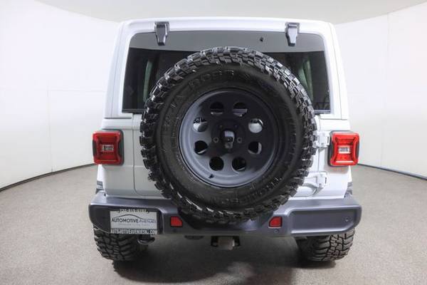 2018 Jeep Wrangler Unlimited, Bright White Clearcoat for sale in Wall, NJ – photo 4