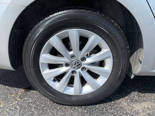 2012 Volkswagen Passat S - Only 71, 000 miles! - - by for sale in Oak Forest, IL – photo 9