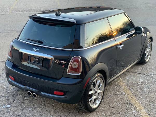 2007 MINI COOPER-S TURBOCHARGED SPORT-PKG LOW-MILES CLEAN!! - cars &... for sale in Elgin, IL – photo 4