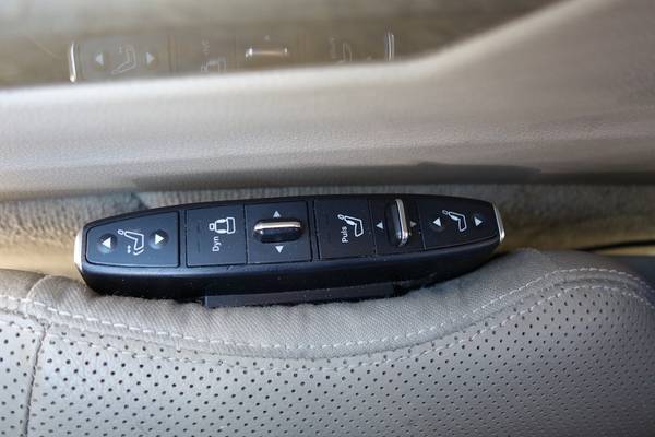 2011 Mercedes E350 4 Matic Wagon for sale in Columbia, MO – photo 15