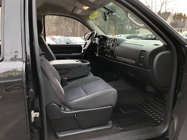 2009 GMC Sierra 1500 SLE1 Crew Cab 4WD for sale in Manchester, NH – photo 13