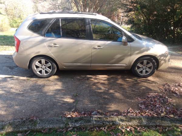 2007 Kia Rondo $3500 obo. - cars & trucks - by owner - vehicle... for sale in Chattanooga, TN – photo 4