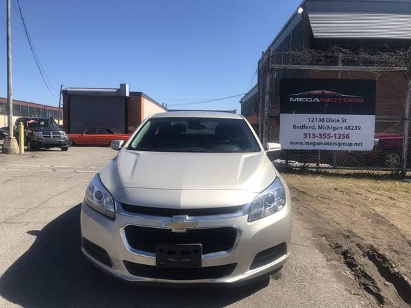 2016 Chevrolet Malibu for sale in redford, MI