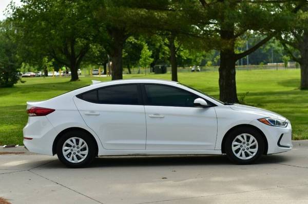 2017 Hyundai Elantra SE 4dr Sedan 6A (US) 54,506 Miles - cars &... for sale in Omaha, NE – photo 8