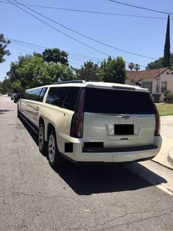 2015 Cadillac Escalade limousine for sale Limousine for sale in Los Angeles, CA – photo 7