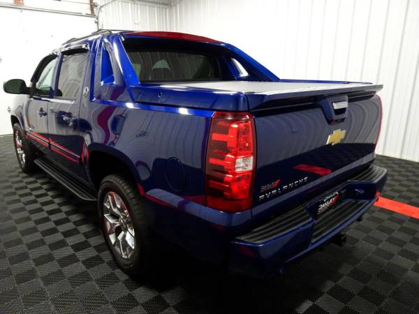 2013 Chevy Chevrolet Avalanche Black Diamond LTZ 4D SUV 4WD pickup -... for sale in Branson West, MO – photo 14