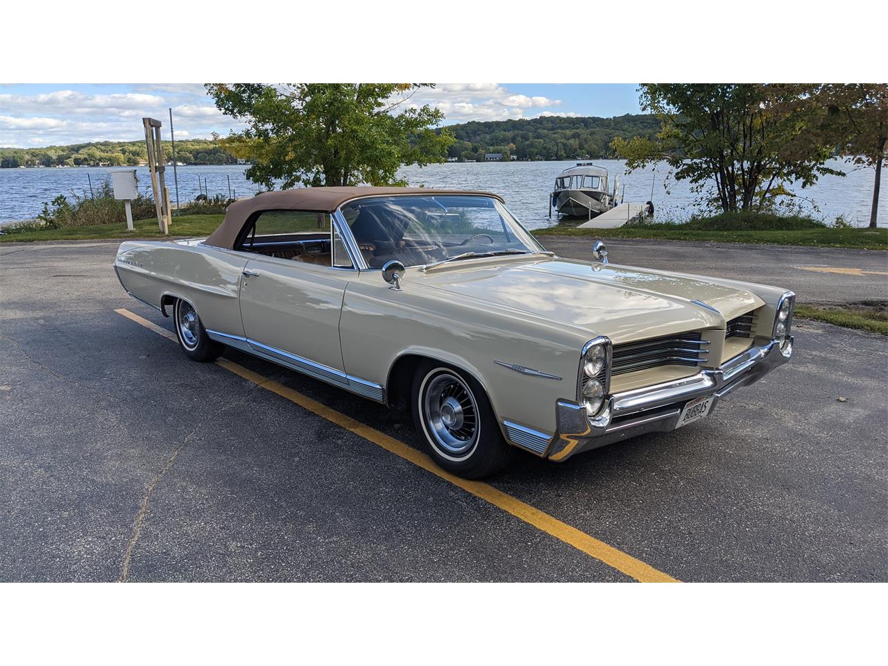 1964 Pontiac Bonneville for sale in Lake Geneva, WI – photo 8