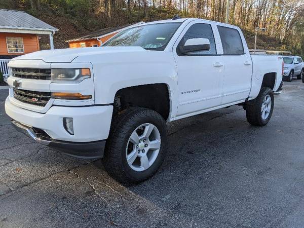 2016 Chevrolet Silverado 1500 LT Crew Cab 4WD - cars & trucks - by... for sale in Knoxville, TN – photo 3