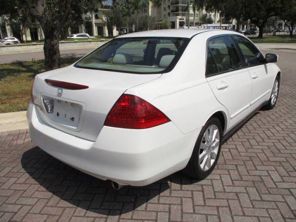 2007 Honda Accord LX 62K Low Miles Clean Carfax 3.0L V6 Automatic for sale in Fort Lauderdale, FL – photo 4